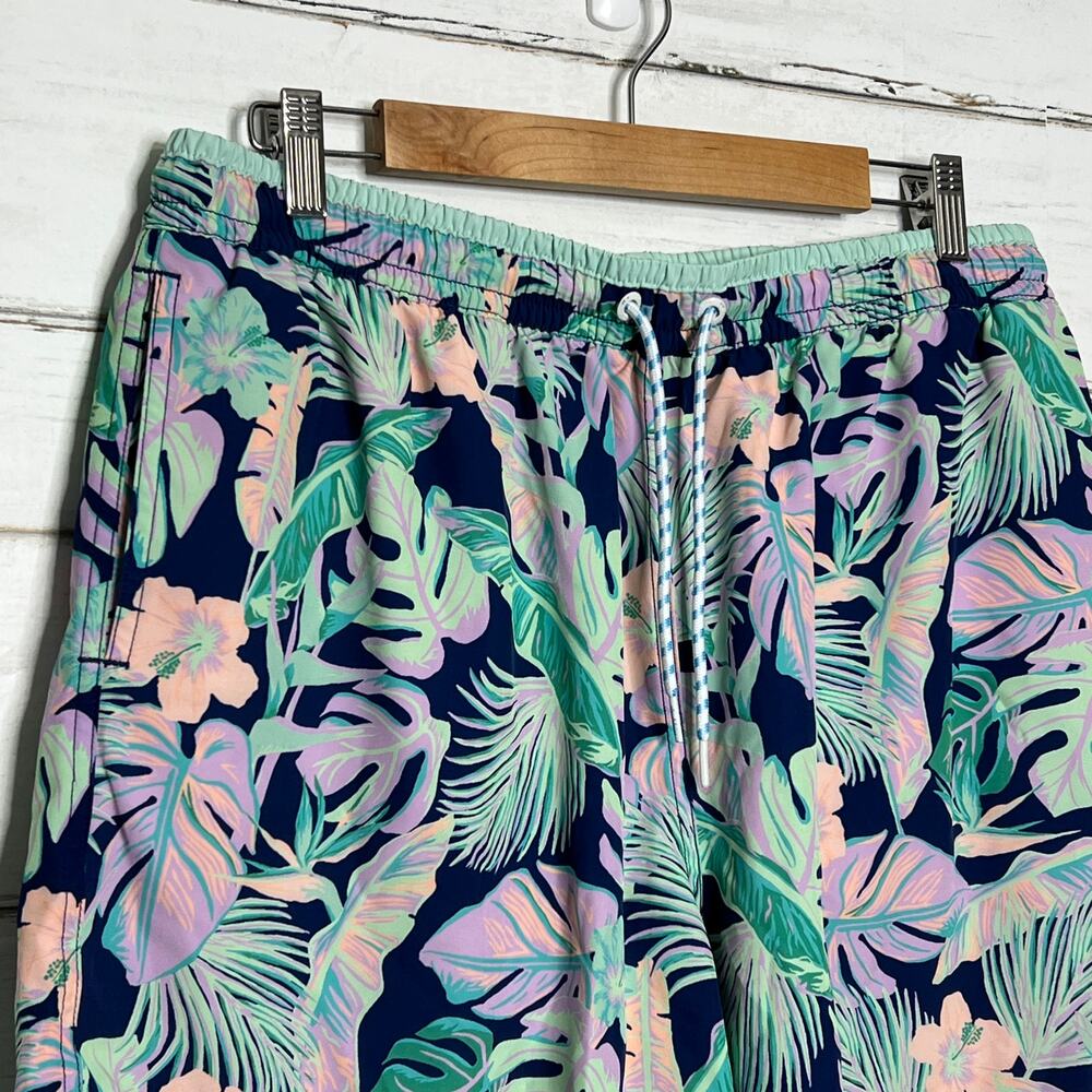 Chubbies Swim Trunks Tropical Floral Print Elastic Waist Drawstring Size XL - Picture 7 of 11